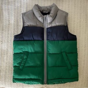 ON BOY NWT FLEECE LINED VEST SIZE 4T